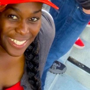 Meet your Posher, Dominique